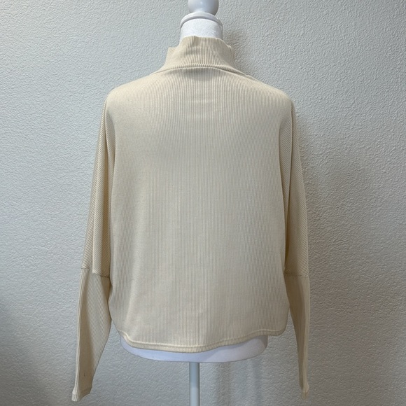 Melrose and Market, Size XXX Small waffle print cream colored turtleneck sweater - Picture 2 of 6